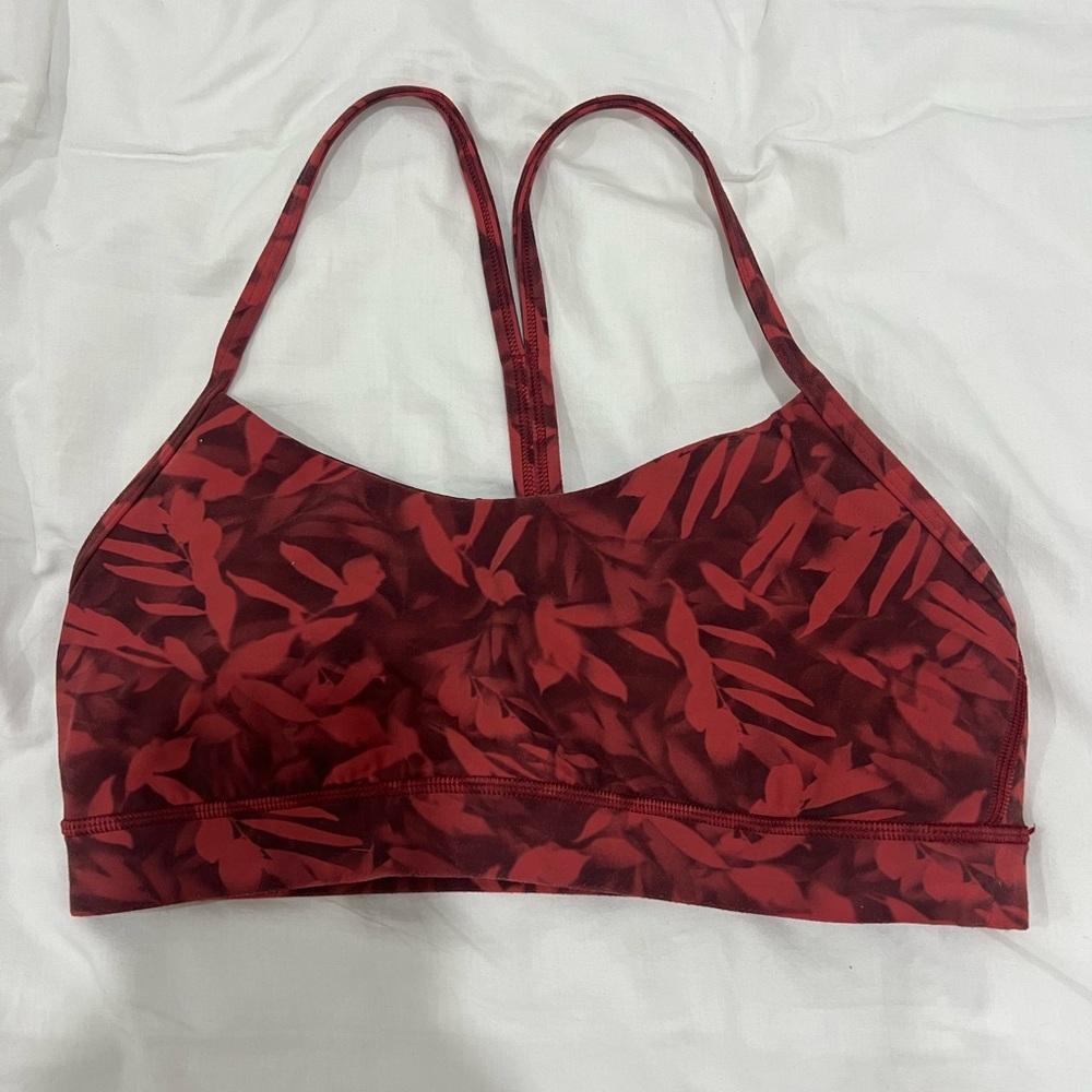 Lululemon sports bra